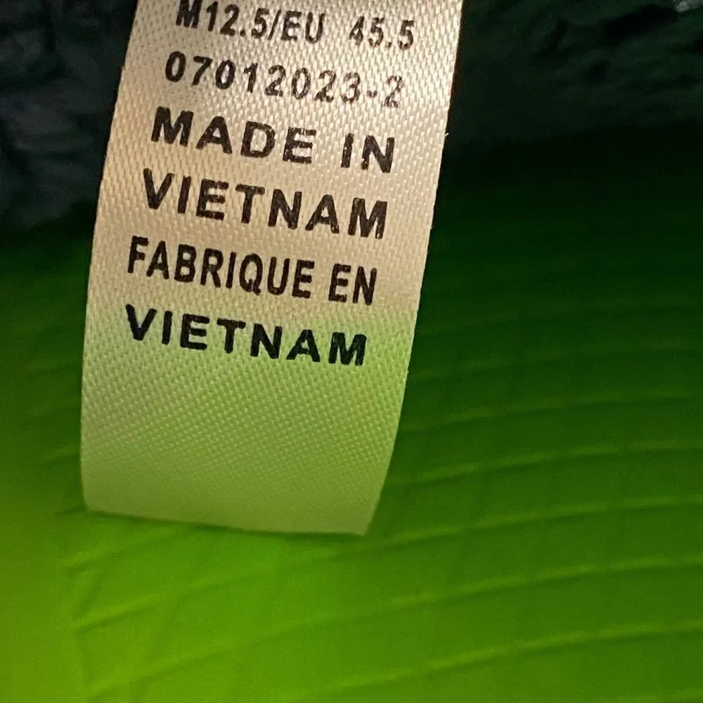 Size 12.5 - Men’s OOFOS OOcozie mules